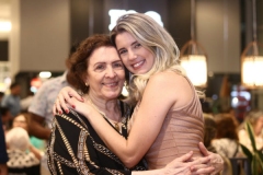 Barbara-Cavalcanti-e-a-avó-Luzia