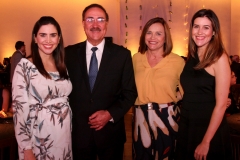 Bruna Ventura, Marcelo Ventura, Liana Ventura e Camila Ventura - Bruna Costa Esp. DP FOTO