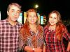 22/06/2013. Credito: Annaclarice Almeida/DP/D.A Press. MARKETING E BLOG JOAO ALBERTO - SAO JOAO EM CARUARU - CAMAROTE DA TV CLUB, RECORD. Guilherme Machado, diretor financeiro da record, a esposa, Glaucia Machado e a filha Rita machado.
