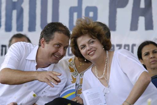 Eduardo Campos e Dilma Rousseff - Crédito: Inês Campelo/DP/D. A Press 