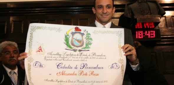 Magrão recebe título de cidadão pernambucano - Crédito: Alepe/Divulgação
