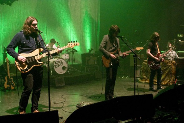 Arctic Monkeys Crédito: Reprodução Facebook