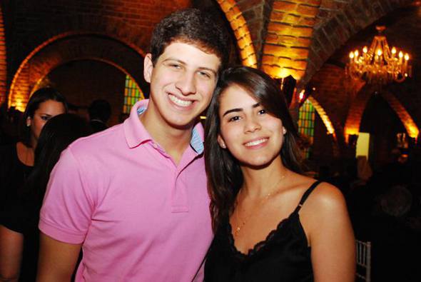 João Campos com a namorada Lara/Nando Chiappetta/DP/D.A Press