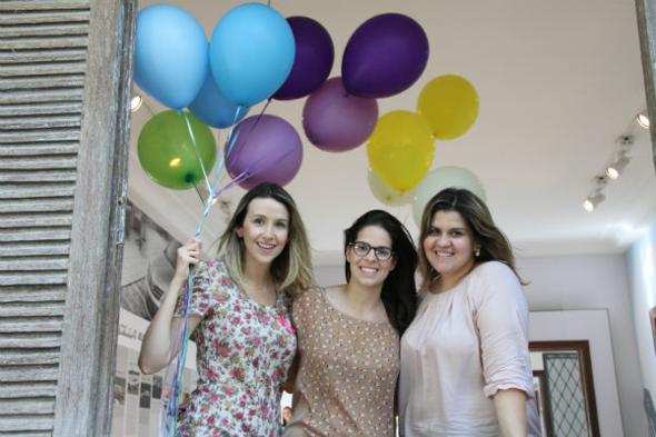 Bruna Monteiro, Mariana Berreto e Dani Laranjeiras estão no comando do evento. Crédito: Camila Leão / Divulgação
