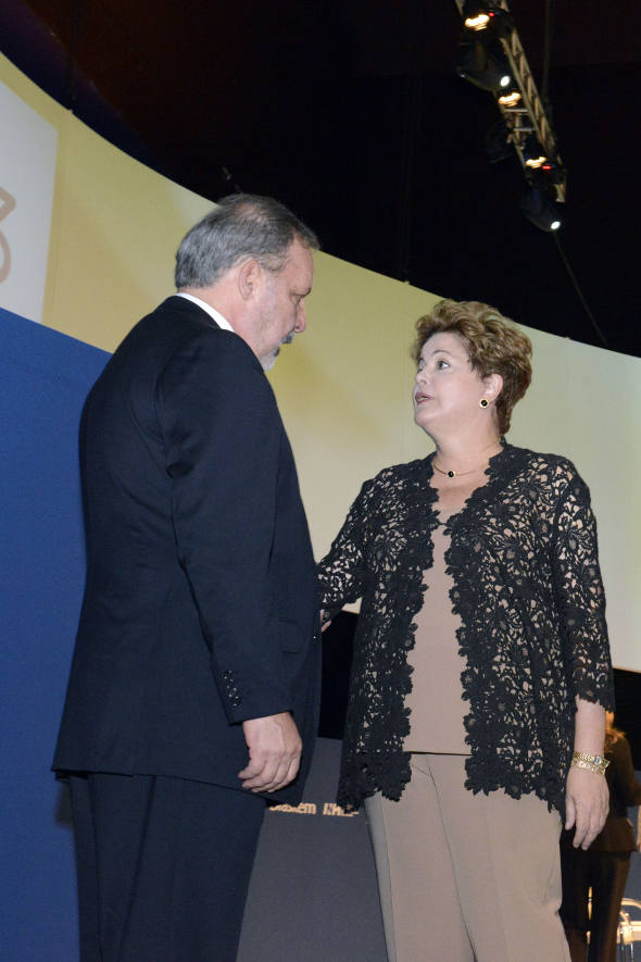Armando Monteiro Neto e Dilma Rousseff/Foto Miguel Ângelo