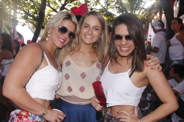 PriscilaWanderley_YasmimReis_ThaisVasconc_590x393