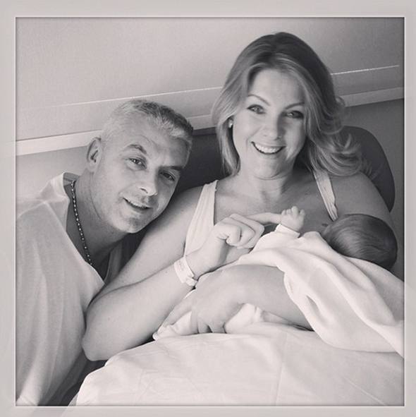 Ana Hickman, com o marido e o filho/Foto Instagram/Reprodução
