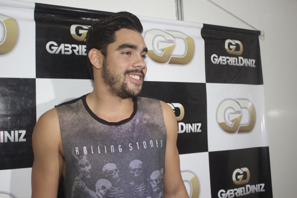 Gabriel Diniz antes de subir ao palco - Crédito: Moove/Divulgação