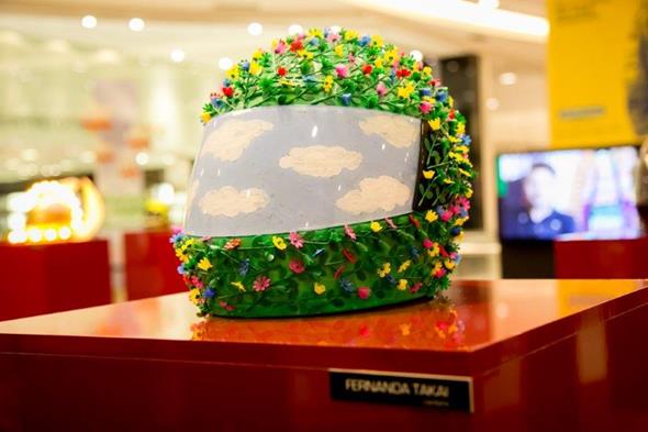 Peça customizada pela cantora Fernanda Takai. Crédito: Divulgação