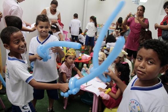 Cianças da creche Marcelo Asfora também participaram da festa na Maria Antônia Petit. Crédito: Gleyson Ramos / Divulgação  