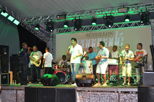 Banda Samba Lounge foi uma das atrações da festa. Fotos: Maíra Passos/Divulgação