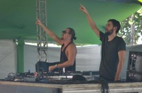 Dimitri Vegas & Like Mike agitaram o sábado de Zé Pereira na Mansão Bonfim