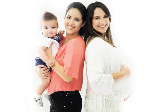 Lara Cavalcanti e Nina Lacerda assnam juntas o Até que Enfim Baby. Crédito: Widja Soares / Divulgação