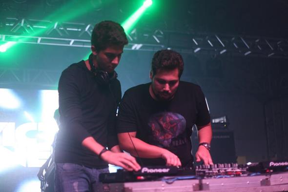 DJ Victor Neiva. Crédito: Vinícius Ramos