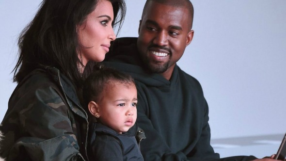 Kim Kardashian anuncia que está grávida de um menino