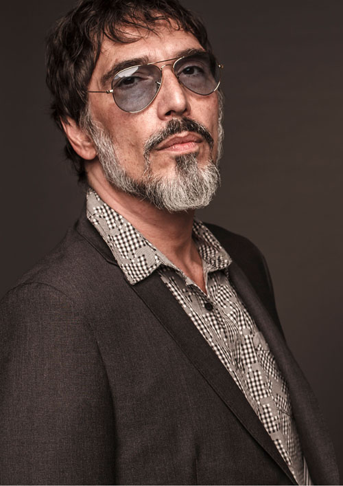 A apresentação de Lobão intercala canções com histórias adquiridas nos seus 40 anos de carreira Créditos: Divulgação