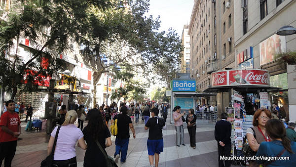 Rua para pedestre tem melhor comnércio do centro de Santiago