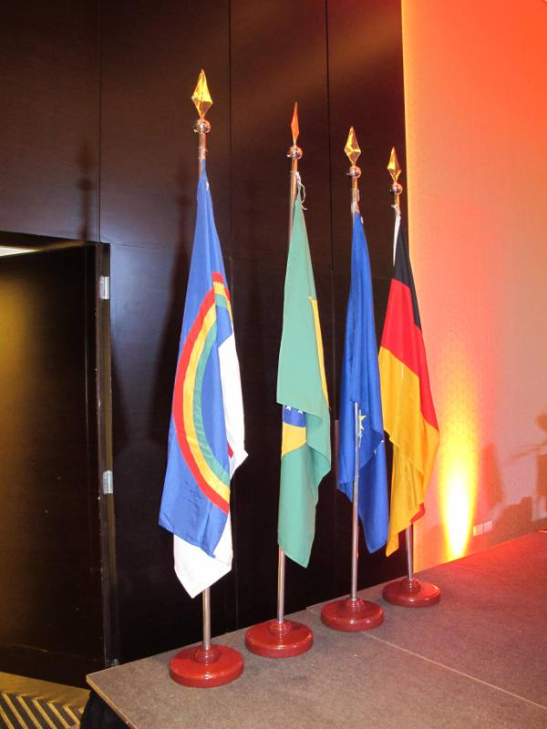As bandeiras de Pernambuco, Brasil, União Européia e Alemanha/JAMS