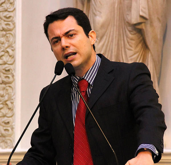 Clodoaldo Magalhães