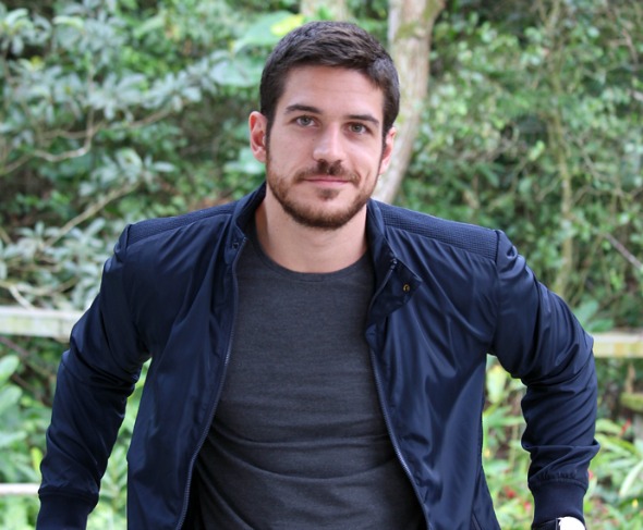 Marco Pigossi vai desfilar as novidades na Rommanel Créditos: divulgação