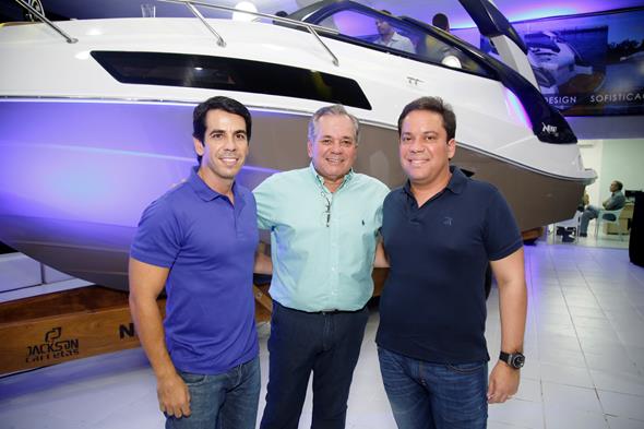 João Ricardo Sá Leitão Filho, João Ricardo Sá Leitão e José Henrique Santana. Crédito: Gleyson Ramos/Divulgação