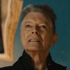 Morte de David Bowie gera comoção na web