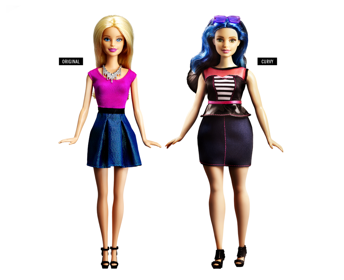 A Barbie Original e a nova Barbie Curvy- Crédito: Reprodução/Mattel