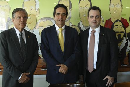 Eurico Barros Correia Filho, Maurício Rands e Carlos Alberto Teixeira Júnior no Rotary Recife. Crédito: João Velozo / DP