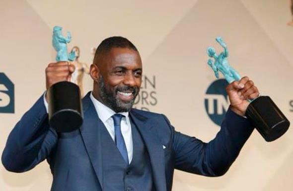 O ator Idris Elba levou prêmios por seu trabalho no cinema e na televisão - Crédito: Reprodução/Twitter