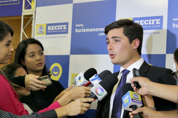 Camilo Simões assume mais uma secretaria e acumula duas pastas na prefeitura