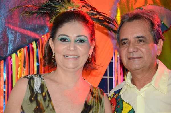 Prefeito Carlos Santana e a primeira-dama Simone Santana serão os anfitriões do Baile Municipal do Ipojuca - Crédito: Danilo Luiz/Prefeitura do Ipojuca/Divulgação