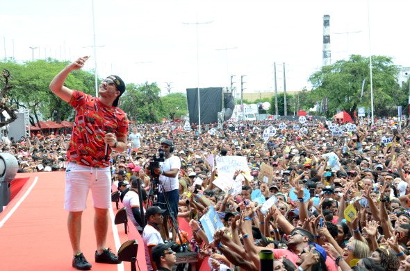 Wesley Safadão fez show lotado no último fim de semana no Olinda Beer - Crédito: Communik/Divulgação