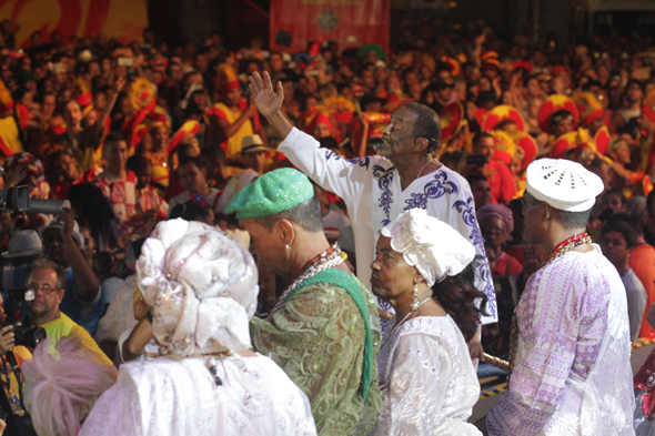 Naná Vasconcelos comandou a abertura do Carnaval do Recife - Crédito: Roberto Ramos/DP.