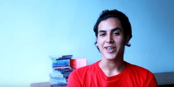 Peu Carneiro é um dos jovens que dão seu depoimento no documentário - Crédito: Reprodução/Youtube
