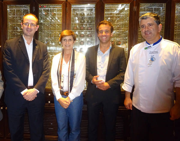 Guido Stutz, Jô Mazarollo, Helder Marcelino e o chef Fernando Fonseca