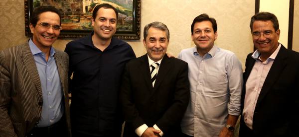 Maurício Rands, Paulo Câmara, Guilherme Machado, Geraldo Julio e Alexandre Rands