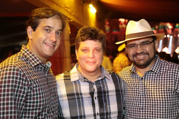 Ronnie Duarte Marles Medeiros e Marconi A