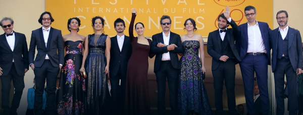 Equipe do filme em Cannes - Crédito: Reprodução/Facebook