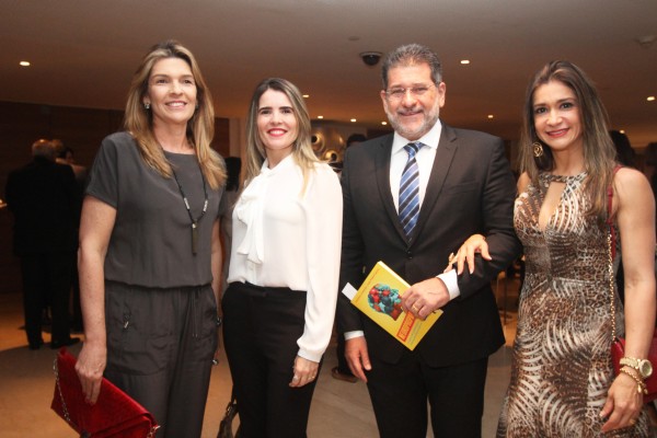 Marcia Ribeiro, Isabelle Gayoso, Luiz Mario Moutinho e Cristiana Fontes - Credito: Nando Chiappetta/DP