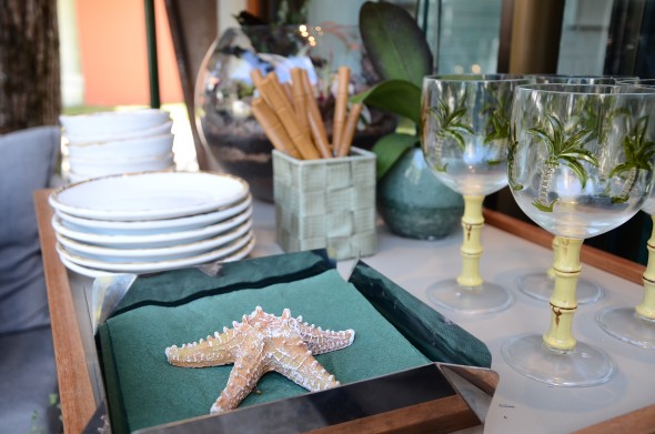 Detalhe da mesa do Bangalô. Credito: Marcela Cintra/Esp.DP - Blog de Joao Alberto