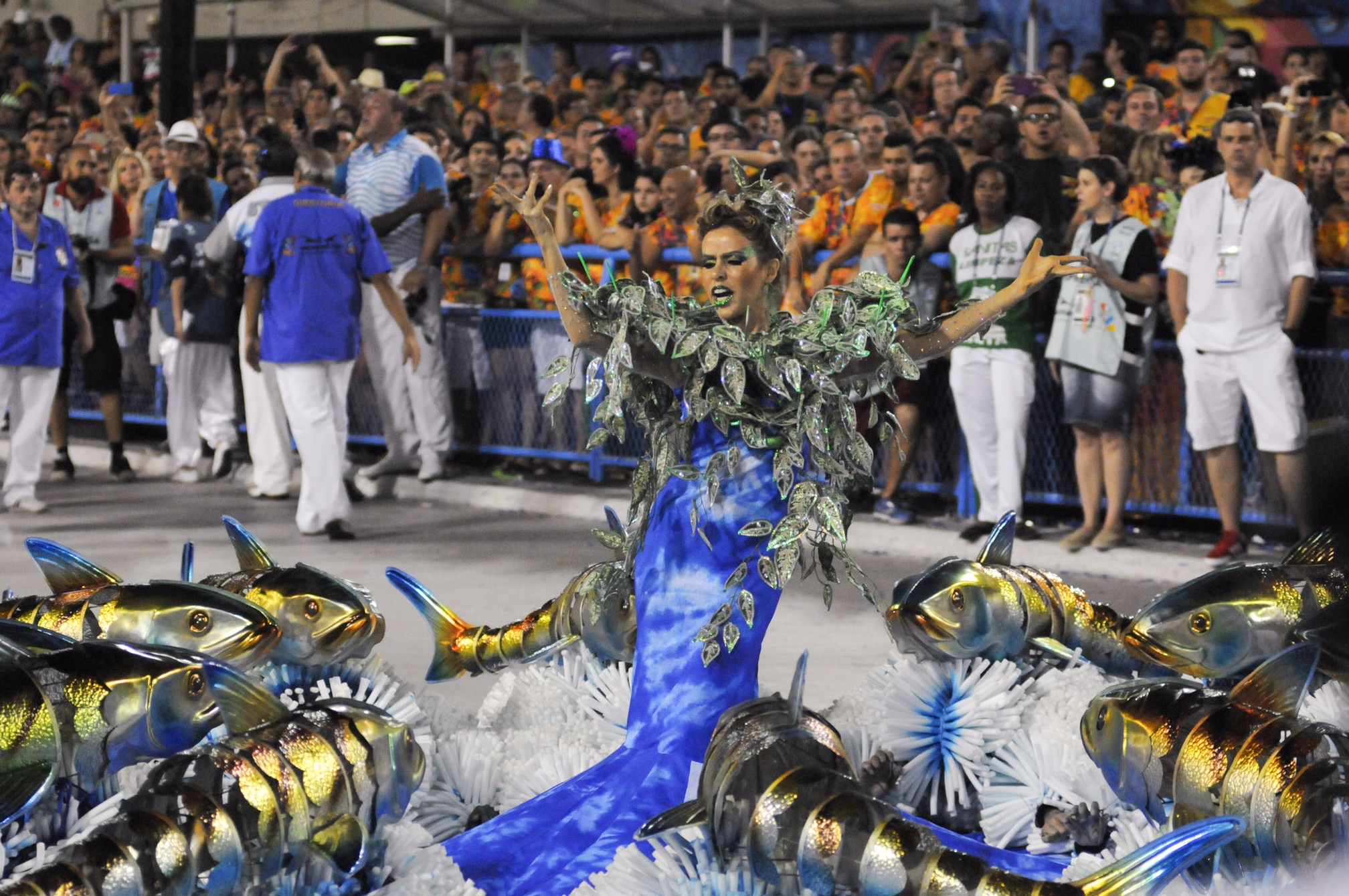 Leona Cavalli participou da Comissão de Frente - Crédito: Alexandre Durão/Divulgação