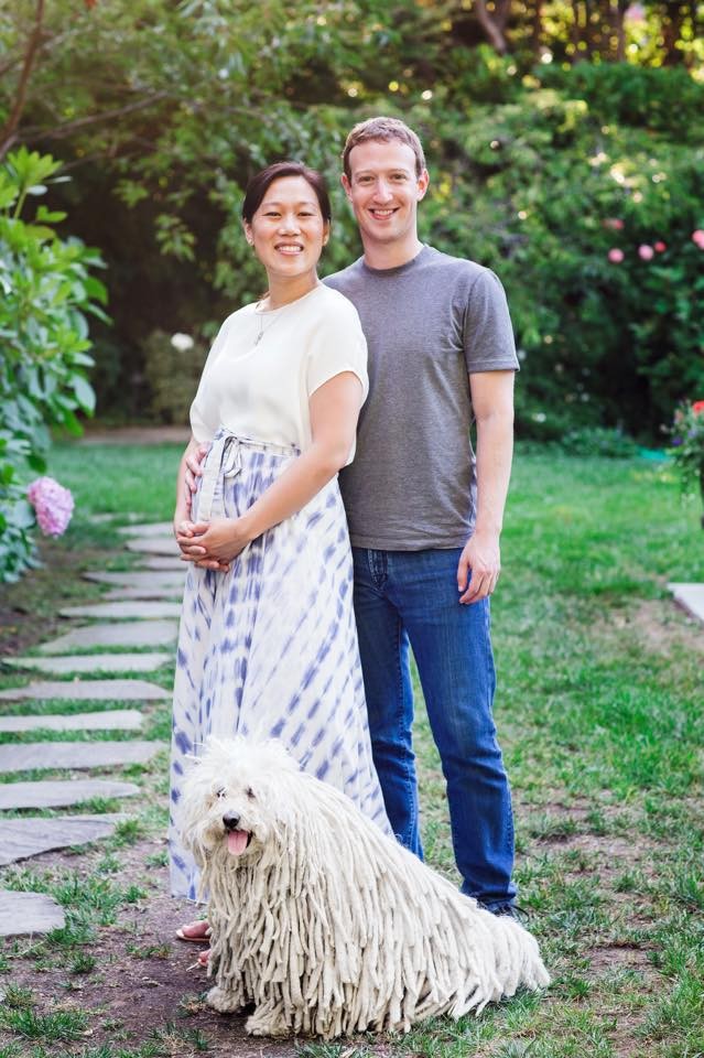 Mark Zuckerberg e sua esposa Priscilla - Foto: Reprodução/Facebook)