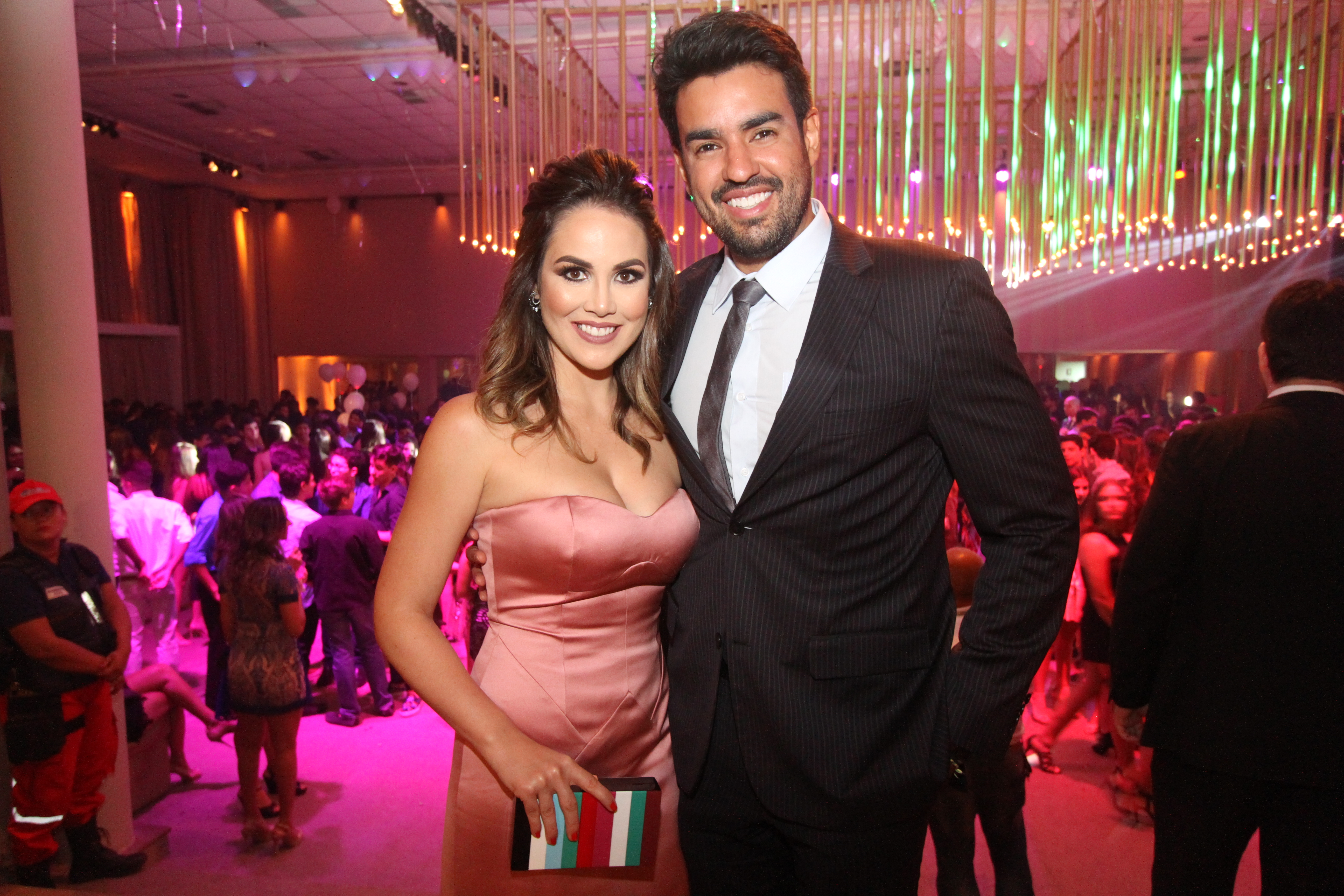 Gleyce Fortaleza e Bruno Lima - Credito: Nando Chiappetta/DP - Blog JA - A festa de 15 anos de Mel, filha de Sandra e Janguie Diniz.na foto 