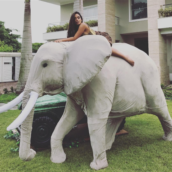 Anitta postou esta foto no fim da festa - Crédito: Reprodução/Instagram