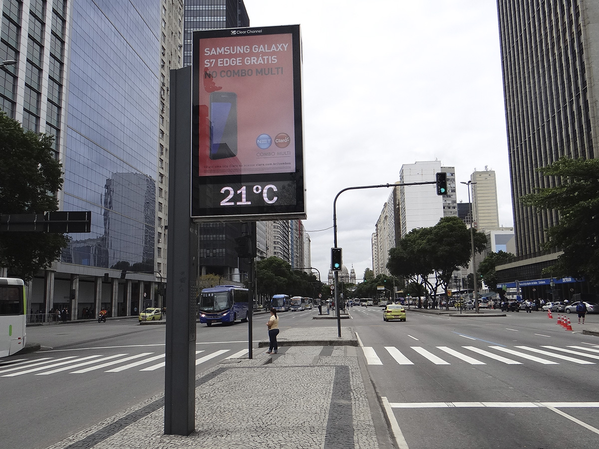 Relógio d rua no Rio de Janeiro - Crédito: Reprodução/Clear Channel