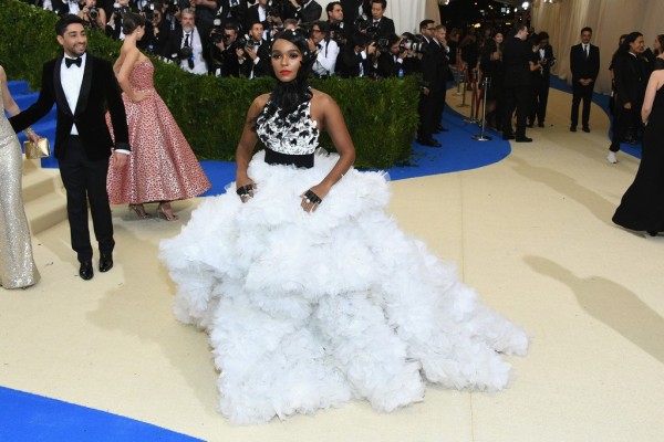 Janelle Monáe - Crédito: Reprodução/Twitter