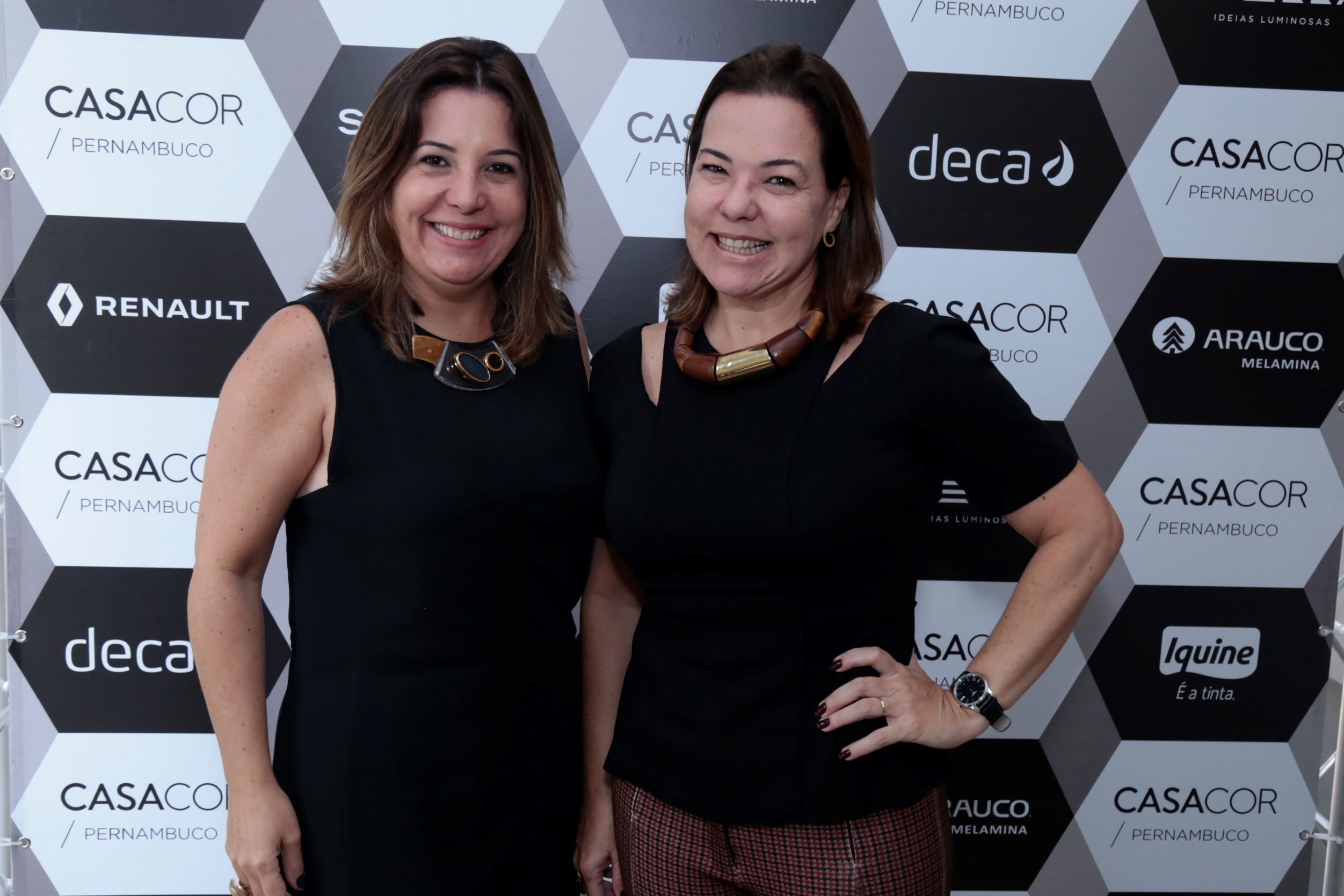 Carla Cavalcanti e Isabela Coutinho - Crédito: Gleyson Ramos/Divulgação