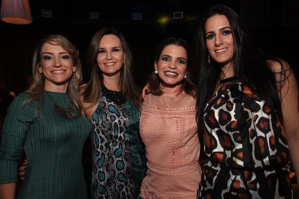 Carol Neves, Carol Priori, Lorenna Agra e Patrícia Maia - Crédito: Roberto Ramos / DP