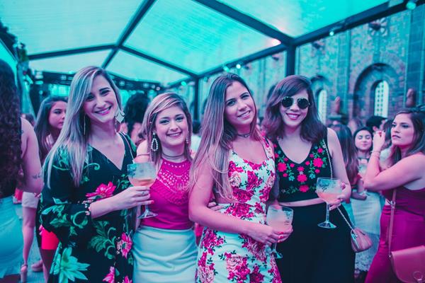 Viviane Fragoso, Elisa Xavier, Raissa Vasconcelos e Marina Rosado - Crédito: Clovis Gomis/Divulgação