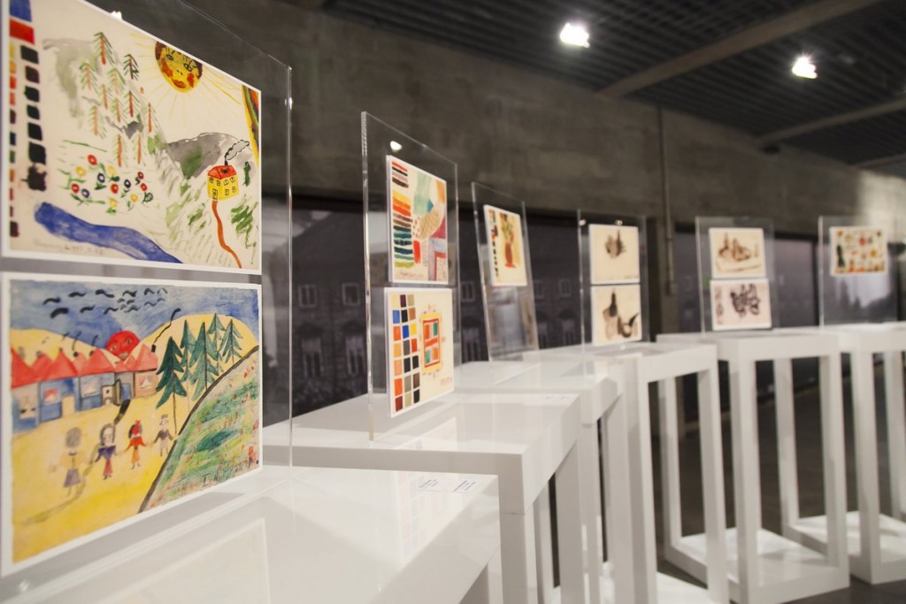 Exposição As Meninas do Quarto 28 traz desenhos de judias presas em um campo de concentração - Crédito: Divulgação